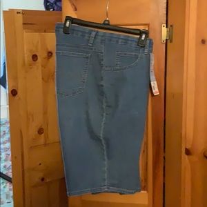 Brand new Lee Riders Jean Shorts